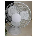 WHITE FAN