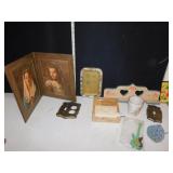 DECORATIVE MEMO CUBE, LEAD GLASS TRINKET BOX, 81