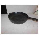 SKILLET CAST IRON, ERIE PA