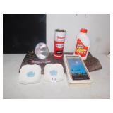 WEDGWOOD MINI PLATES, IRON OUT, 2 TENNIS BALLS,