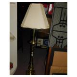 FLOOR LAMP, NEEDS NEW SHADE