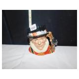 TOBY YEOMAN OF THE GUARD D6882