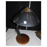 DESK LAMP PLASTIC SHADE WOOD BASE PANASONIC -