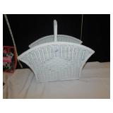 WHITE WICKER MAGAZINE HOLDER