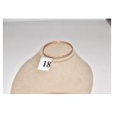 10KT BRACELET GREEN RED BLUE ACCENTS 2.28DWT