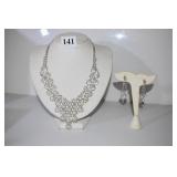 16" NECKLACE FAUX PEARL AND RHINESTONE W/ DOUBLE