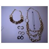 LARGE LINK GOLD TONE NECKLACE, THREE PAIR OF
