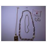 SILVER TONE LOOP LINK NECKLACE, GOLD TONE METAL