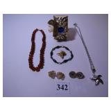 WIDE BAND WATCH WITH FACE AND RHINESTONES, BEADED