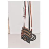 DOONEY AND BOURKE CROSSBODY WITH LETTER P DESIGN