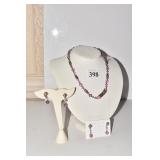 AMBER COLOR STONE NECKLACE, TWO PAIR DANGLE