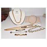 GOLD TONE WITH SILVER ACCENT MESH 26IN BELT