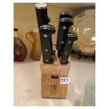 KNIFES WITH WOOD BLOCK