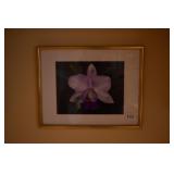 14" X 12" FLOWER PICTURE IN GOLD TONE FRAME