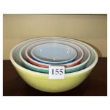 4 PYREX BOWLS