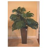 ARTIFICIAL PLANT IN TIN PLANTER