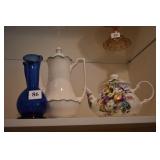 SADLER TEAPOT, BLUE VASE