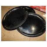 3 SETS OF CHRISTMAS LIGHTS, 5 OVAL METAL TRAYS