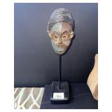 11" H AFRICAN MASK REPRODUCTION
