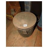 METAL CAN WITH LID AND LATCH 12X10