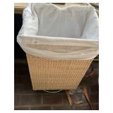 WICKER HAMPER/LAUNDRY BASKET 17X12X27 WITH LINER