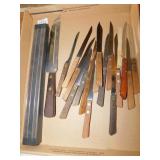 MAGNETIC KNIFE BOARD AND VARIOUS KNIVES