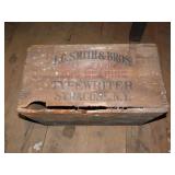 LARGE WOODEN CHEST LG SMITH&BROS, 27X24X19