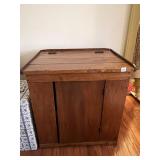 GRAIN CABINET LIFT TOP W/ 1 DOOR 28.5" H X 27" W