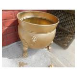 CAST IRON PLANTER/ KETTLE 38" ROUND FOOTED 13" H