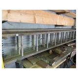 SINGLE WOOD LADDER 10" NON-EXTENDABLE