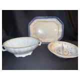 PORCELAIN Z S & COMPANY BAVARIA TUREEN W/ HANDLE