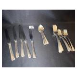 ONEIDA COMMUNITY PAR PLATE 6 FORKS, 5 KNIVES, 3