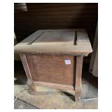 POTTY CHAIR WOOD W/ SEAT