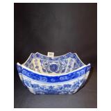 BLUE/WHITE PORCELAIN SQUARE BOWL 3" H X 9" SQUARE