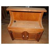 SMALL DOLL/CHILDS PLAY FURNITURE 22X22X10