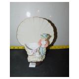 GILMARK PLATE STATUE WITH LENOX SHELL PLATE