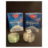 11 MATCHED WAX CATCHERS AND 8 RUFFLE EDGE WAX