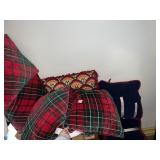 CEDAR CHEST 21" H X 21" D X 48" W - WOOD HANDLES