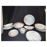 NORITAKE AZELA PATTERN INCLUDING 5 PLATES, 1