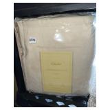 KING SZ. VERY SOFT BLANKET NEW CHALET PLUSH