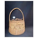 WOVEN BASKET W/ DRIED ARRANGEMENT TOP 10" H X 6"