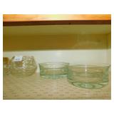 TWO GOLD RIM BOWLS, 2 GLASS BOWLS