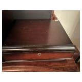 SILVERWARE CHEST W/ LIFT OUT