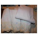 HAND TOWELS, 2 BATH TOWEL