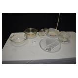 PYREX-STAINED BASE, TRAY AND BOWL FINE FLAKE ON