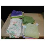 GROUP OF LINENS, CURTAINS, HAND TOWELS, WASH