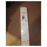 NEW IN BOCK GARMENT RACK