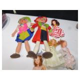 STORYBOOK DOLLS AND 2 FELT DOLLS