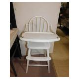 WHITE HIGHCHAIR WITH METAL TRAY INSERT, 38"H