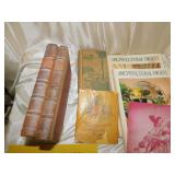 MR. & MRS. MOUSE BOOK ETC.